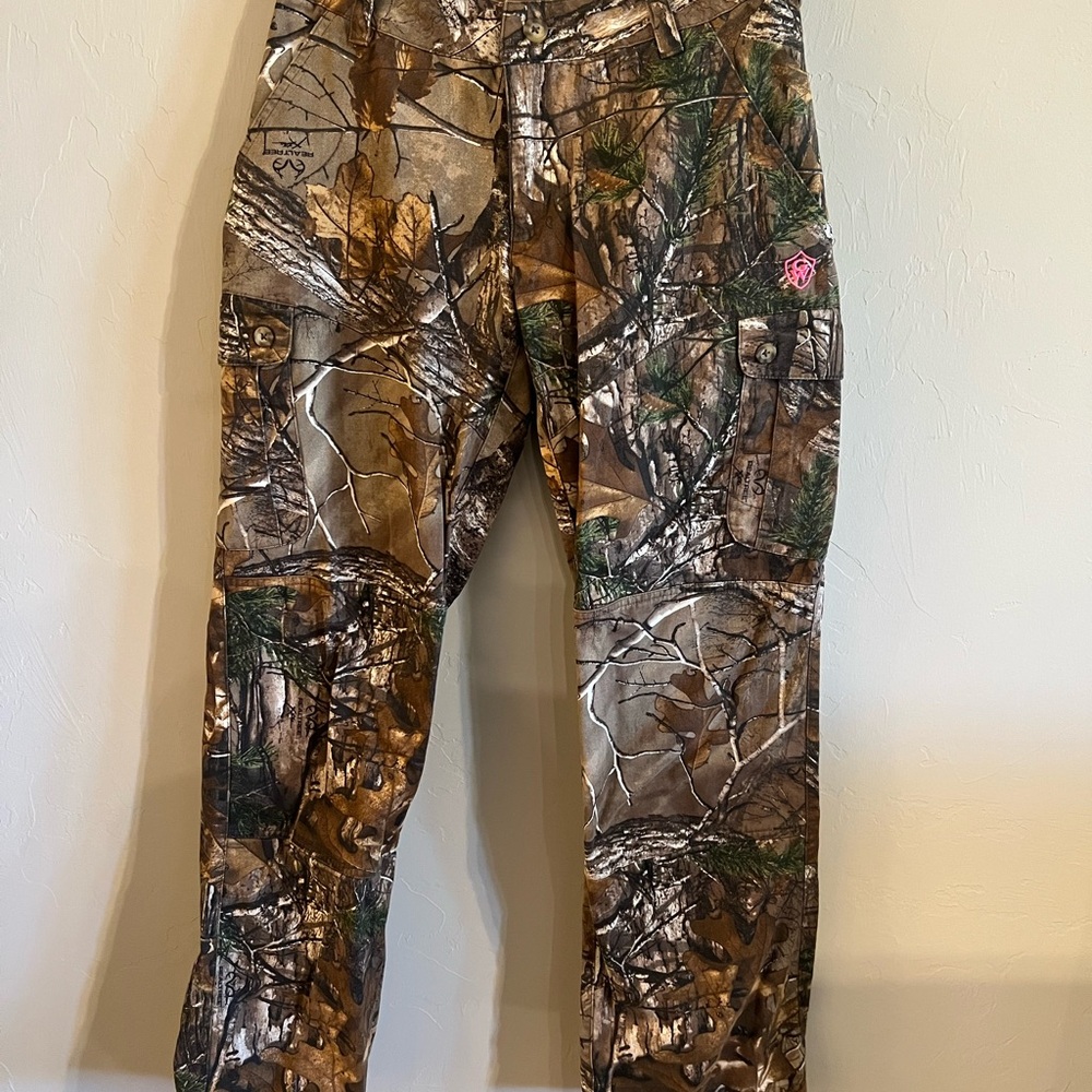 Game Winner Size L Camouflage Hunting Pants